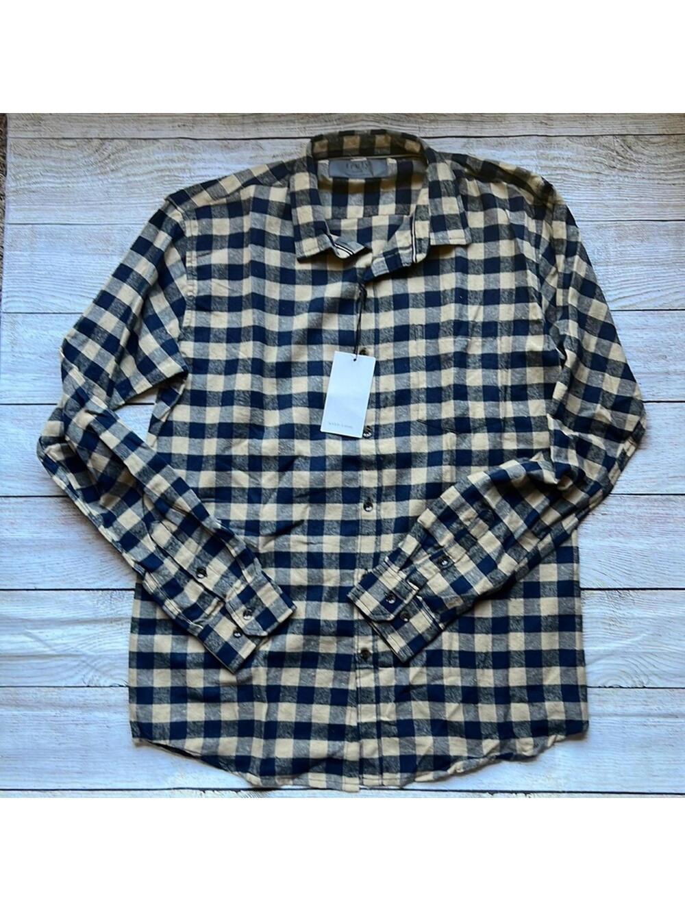 🖤  Truly Men’s Button Up Flannel